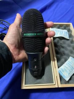 microfono professionale microtech gefell umt 800b + ragno