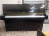 pianoforte yamaha 110 con trasporto e panca inclusi