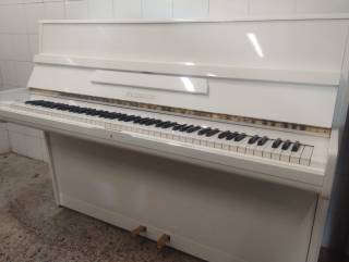 pianoforte feurich bianco lucido tedesco con trasporto e panca inclusi
