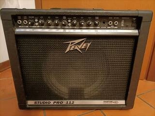 amplificatore per chitarra peavey studio pro 112