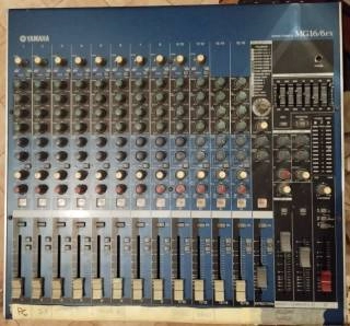 mixer yamaha mg16/6fx