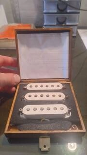vendo pick-up fender alnico 5