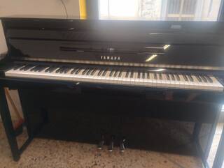 pianoforte yamaha nu1 con trasporto e panca inclusi
