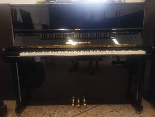 pianoforte grotrian steinweg 122 con trasporto e panca inclusi