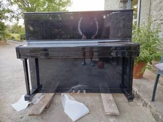 pianoforte verticale lirika