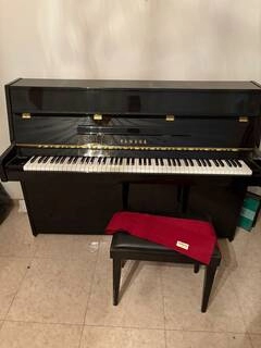 pianoforte verticale yamaha c108