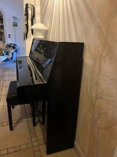pianoforte yamaha verticale c110 nero con panchetta inclusa