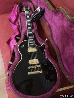 ginson les paul custom