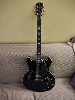 vendo bellissima chitarra larry carlton h7v bk