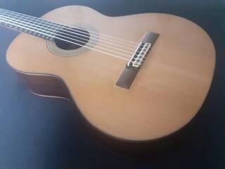 chitarra classica spagnola alhambra 8 c in gommalacca