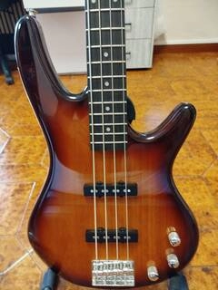 basso elettrico ibanez nuovo
