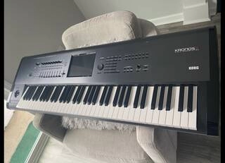 korg kronos x 73 music workstation