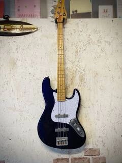 charvel jazz bass - basso elettrico 4 corde
