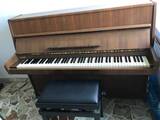 vendo-pianoforte-rosler-verticale