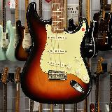 fender - classic stratocaster 60 sunburst 2009 - spedizione gratis